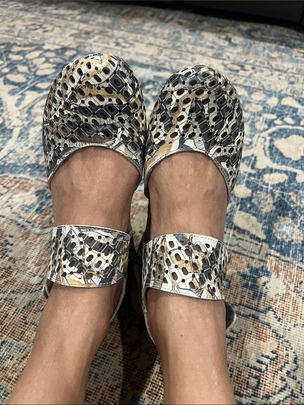 L ‘Artiste Snake-Print wedge Mary Jane lightweight comfort shoes size 35/5.5